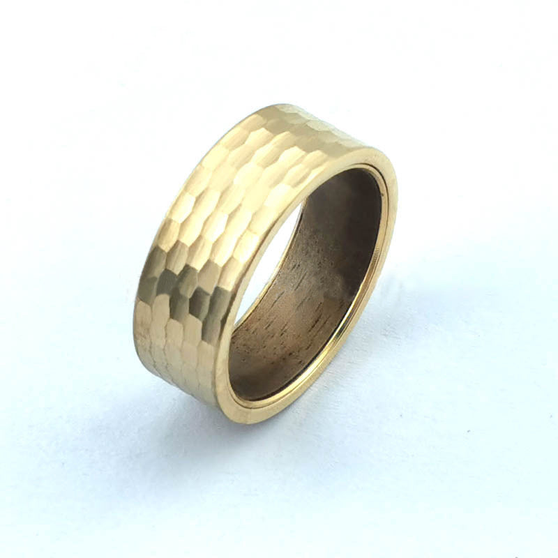 Leo Ring