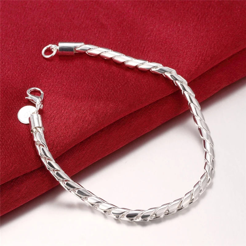 Sara BraceletsSPECIFICATIONS
Bracelets Type: Chain &amp; Link Bracelets
Main Stone: NONE
Certificate: YES
Item Weight: 9.80g
Metals Type: silver
Metal Stamp: 925,Sterling
Style: CChic ForeverSara Bracelets