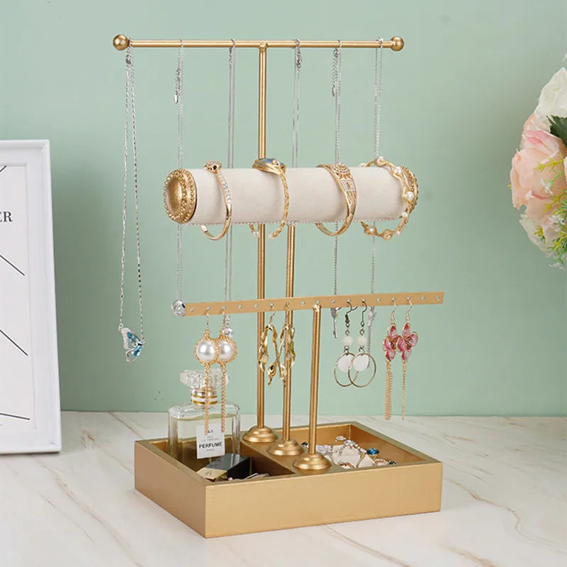 Desk Jewelry OrganizerSPECIFICATIONS
Material: Metal
Item Type: Jewelry Packaging &amp; Display
Jewelry Packaging &amp; Display Type: Cases &amp; Displays
Color: White Gold
Use 1: JewelryChic ForeverDesk Jewelry Organizer