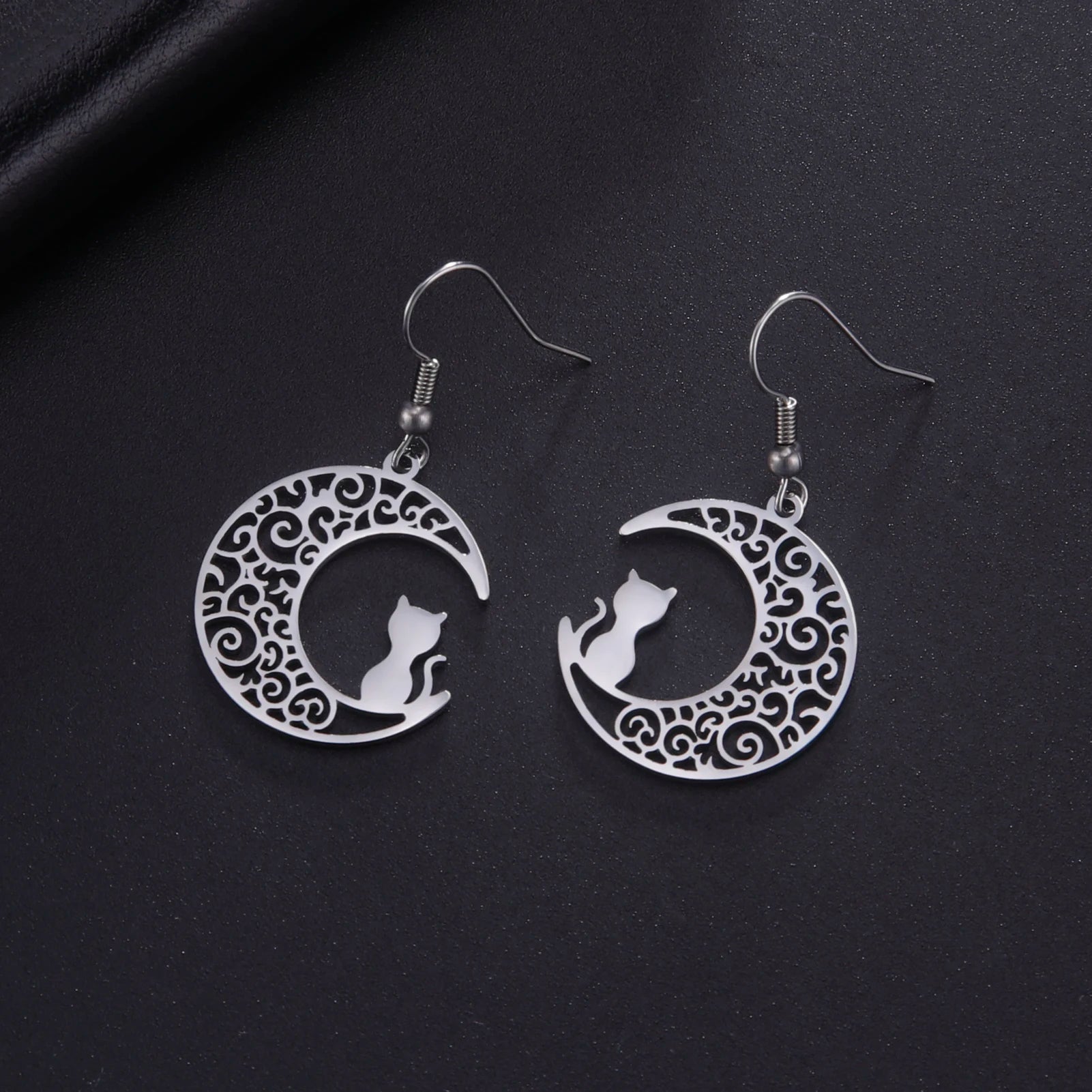 Cat EarringSPECIFICATIONS
Material: Metal
Metals Type: STAINLESS STEEL
Earring Type: drop earrings
Shape\pattern: Animal
Color: Gold Color/Steel Color
Quantity: 1pcs
Feature: NChic ForeverCat Earring