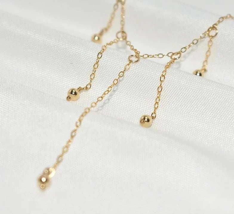 Mira Gold NecklaceSPECIFICATIONS
Metals Type: Gold filled
Item Weight: 1g
Gender: Women
Necklace Type: Pendant NecklacesChic ForeverMira Gold Necklace