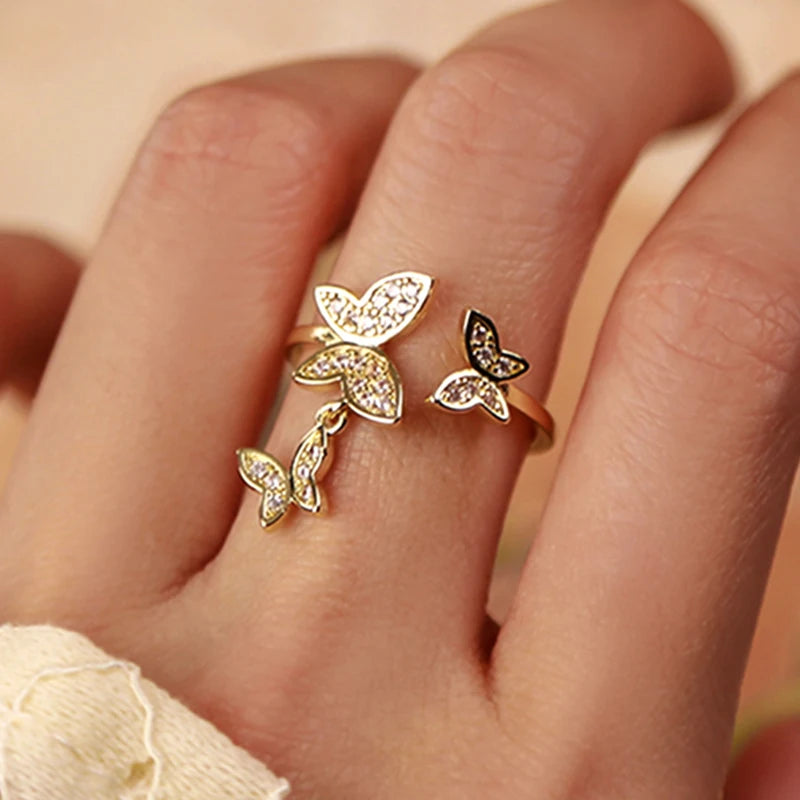 Butterfly RingsSPECIFICATIONS
Metals Type: Gold filled
Item Weight: 10g
Certificate: YES
Shape\pattern: ButterflyChic ForeverButterfly Rings