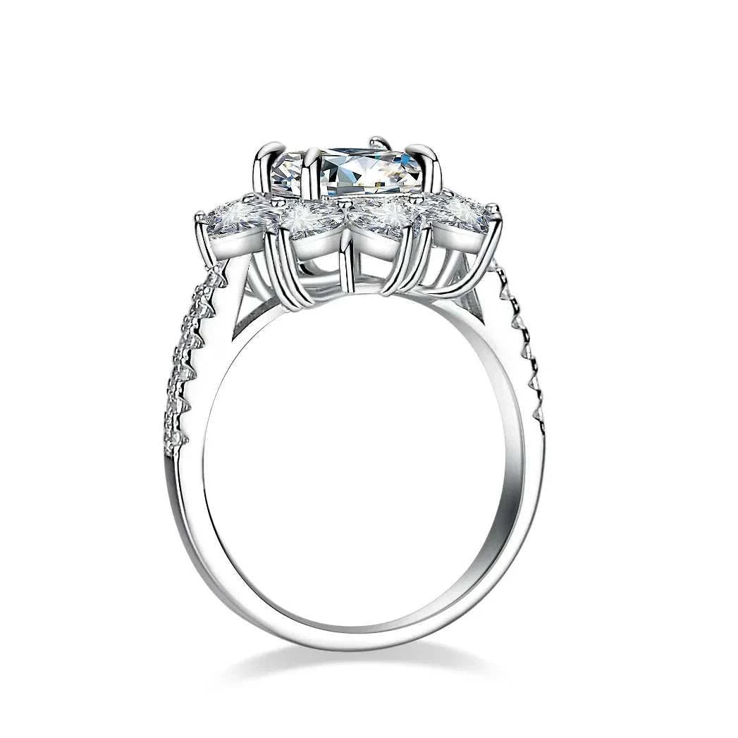 lucy Diamond RingSPECIFICATIONS
Ring Material: Solid PT950 Platinum
Ring Stone:Diamond D-EColor
Ring Stamp/LOGO:PT950
Certificate: YES
CertificateType: GIA
Certified Jewellery With CChic Foreverlucy Diamond Ring