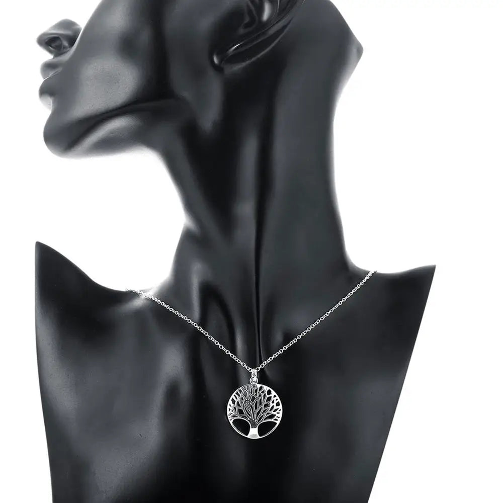 Tree NecklaceSPECIFICATIONS
Metals Type: silver
Metal Stamp: 925,Sterling
Item Weight: 11g
Necklace Type: Pendant Necklaces
Style: Classic
Shape\pattern: RoundChic ForeverTree Necklace